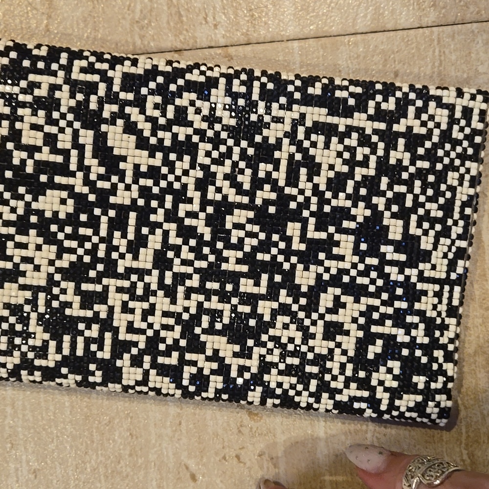 New Sondra Roberts Squared Black/White Beaded Versatile Clutch - Picture 6 of 11